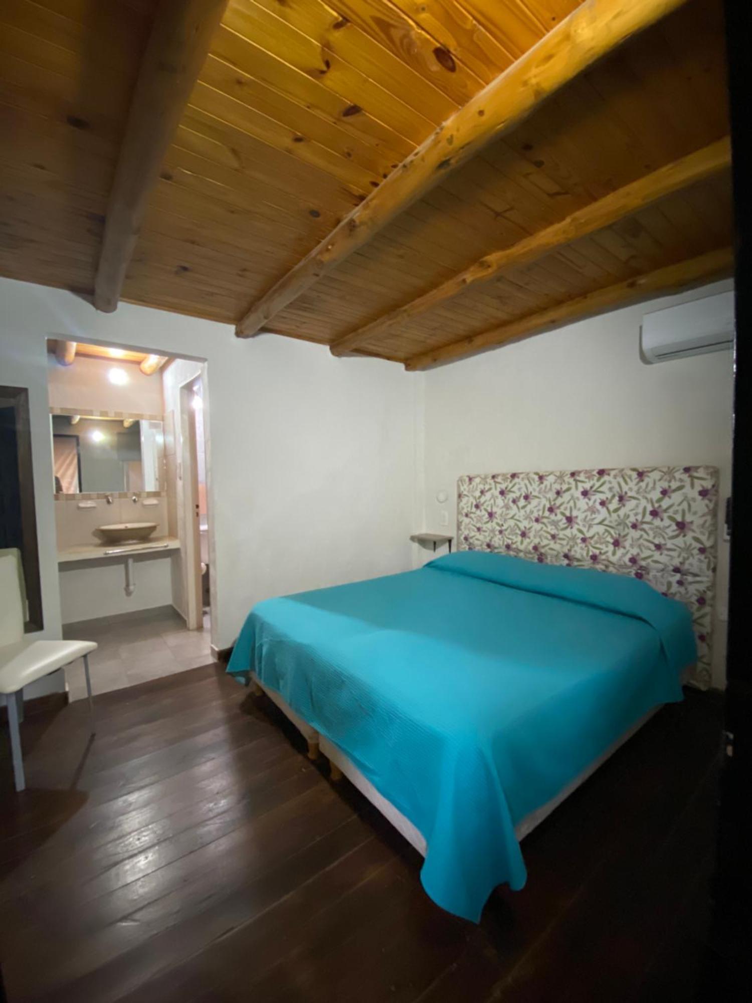Hotel Cristobal De Colon Exteriér fotografie