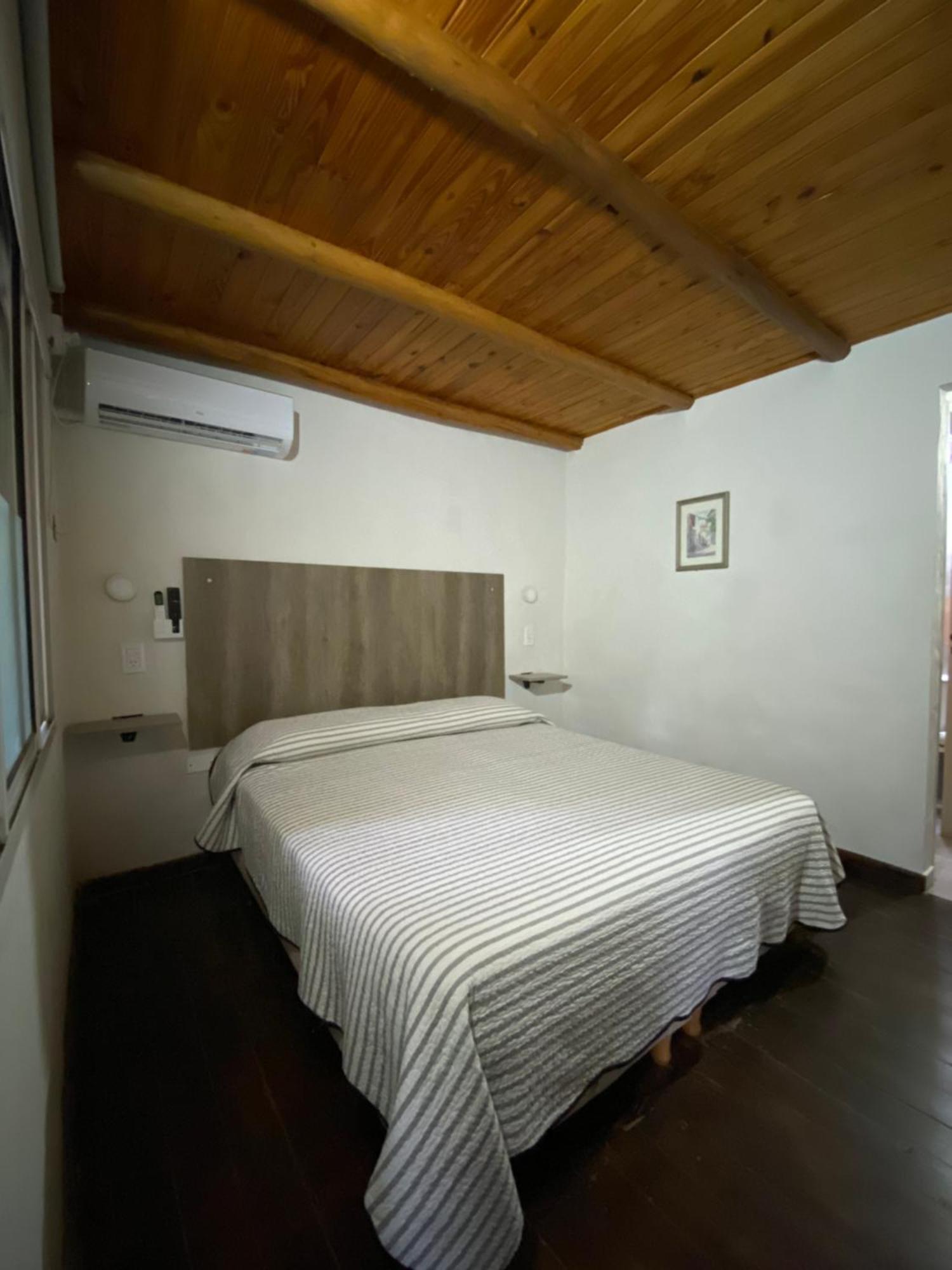 Hotel Cristobal De Colon Exteriér fotografie
